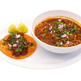 RAMEN BIRRIA